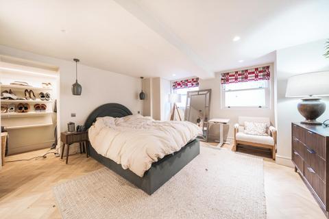 2 bedroom flat for sale - Elmbourne Road, Balham