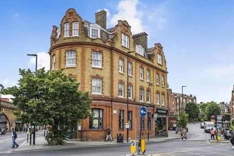 2 bedroom flat for sale, Milkwood Road, Herne Hill