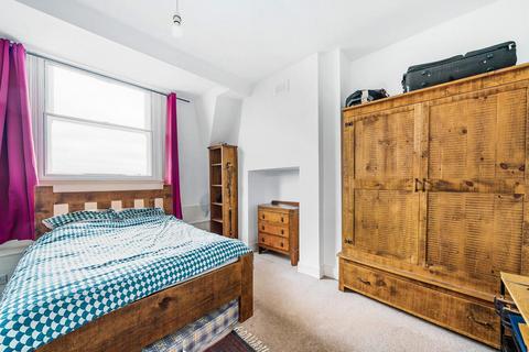 2 bedroom flat for sale, Milkwood Road, Herne Hill