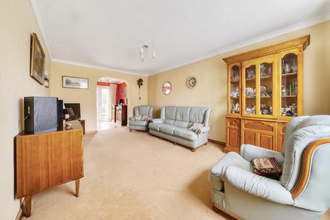 4 bedroom detached house for sale, Alexander Drive, Cirencester, Gloucestershire, GL7
