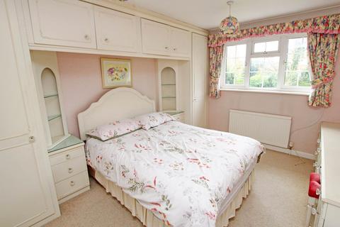 3 bedroom terraced house for sale - Southfields Road, Eastbourne, BN21 1BU