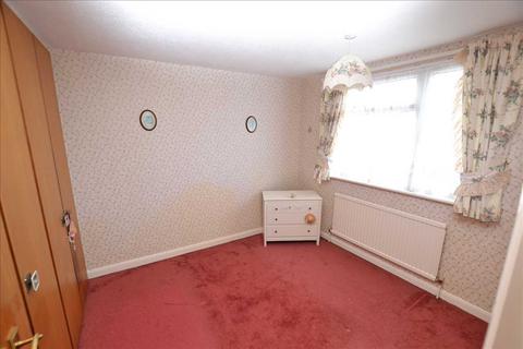 4 Sharpington Close, Chelmsford, CM2 8YH