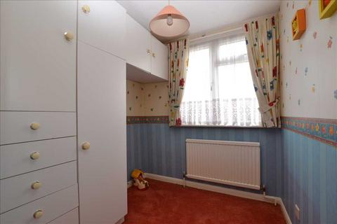 4 Sharpington Close, Chelmsford, CM2 8YH