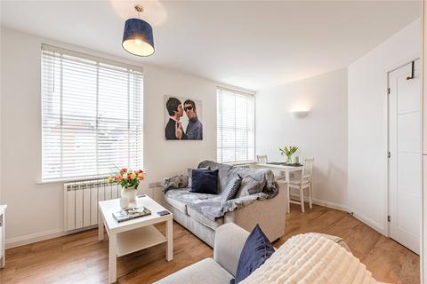 1 bedroom flat for sale - Addlestone, Surrey KT15