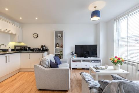1 bedroom flat for sale - Addlestone, Surrey KT15