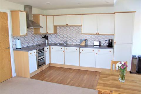 2 bedroom apartment to rent, Northwick Avenue, Worcester WR3