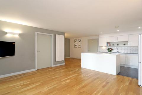 2 bedroom flat for sale - London Road, Brentford, TW8