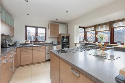 4 bedroom detached house for sale, Ribby Road, Wrea Green, PR4