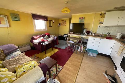 4 bedroom chalet for sale, Park Avenue, Leysdown-on-Sea ME12