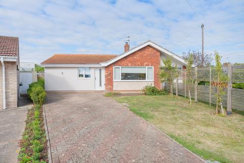 3 bedroom detached bungalow for sale, Meadow Rise, Hemsby, NR29