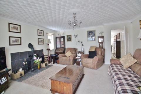 4 bedroom bungalow for sale, Wygate Road, Lincolnshire PE11
