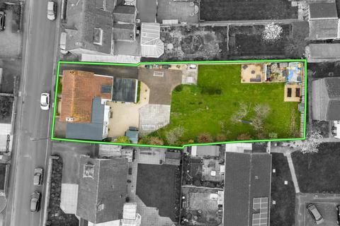 65 Leigh Road, Street, BA16 0HD