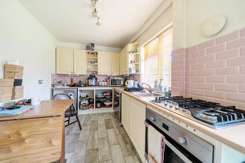 3 bedroom end of terrace house for sale - Miles Hill Avenue , Leeds LS7