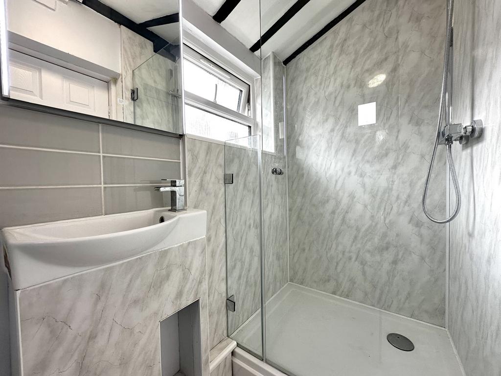 Shower Room Cont'd