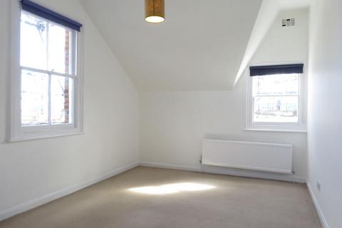 2 bedroom apartment to rent - Maberley Road , Upper Norwood, London, SE19