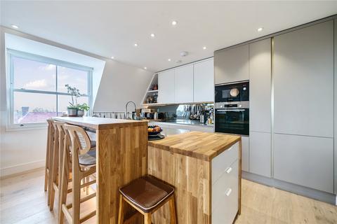 3 bedroom penthouse for sale, High Road, London, N20