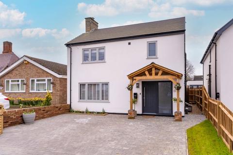 4 Rectory Road, Meppershall, Shefford, SG17 5NB