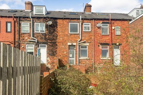 3 bedroom terraced house for sale - 209 Pontefract Road, Cudworth, Barnsley, South Yorkshire, S72 8AE