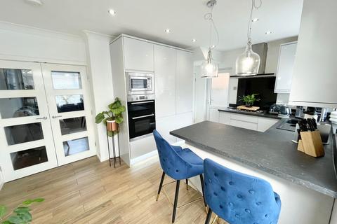 5 Crescent Road, Poulton-le-fylde, FY6 7JF