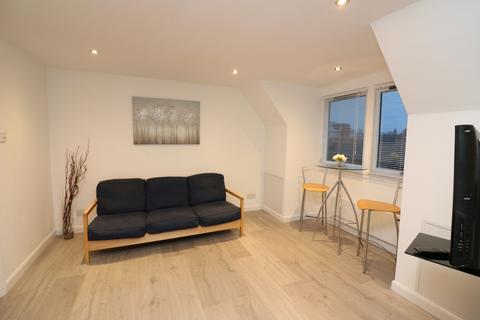 1 bedroom flat to rent, Station Road, Egham, Surrey, TW20