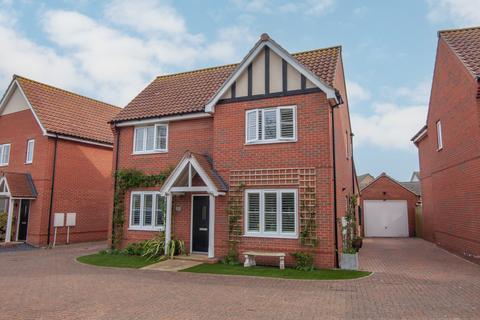 4 bedroom detached house for sale, Woodlands Avenue, Trimley St. Mary, IP11 0AB