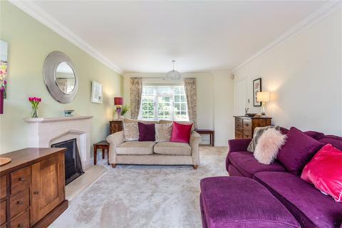4 Holmes Close, Ascot, SL5 9TJ