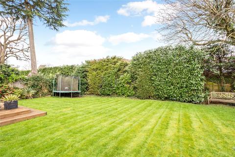 4 Holmes Close, Ascot, SL5 9TJ