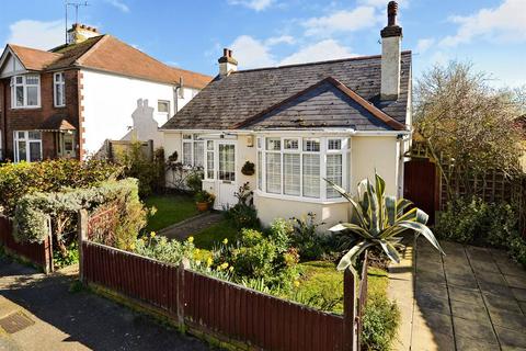 12 Pier Avenue, Whitstable, CT5 2HQ