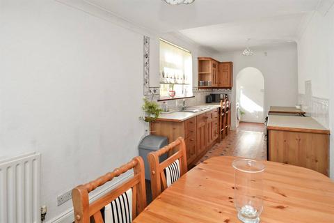 12 Pier Avenue, Whitstable, CT5 2HQ