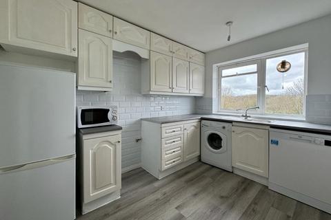 2 bedroom flat for sale - Flat 4, 30 Crescent West, Hadley Wood, Hertfordshire, EN4 0EJ