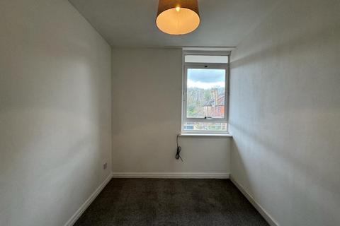 2 bedroom flat for sale - Flat 4, 30 Crescent West, Hadley Wood, Hertfordshire, EN4 0EJ