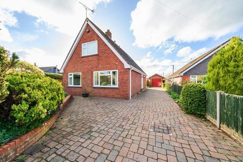 4 bedroom detached bungalow for sale - Burghill,  Hereford,  HR4