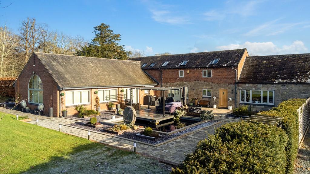 Betton Lodge Barn