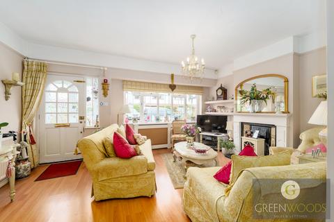 24 Warren Avenue, Richmond, TW10 5DZ
