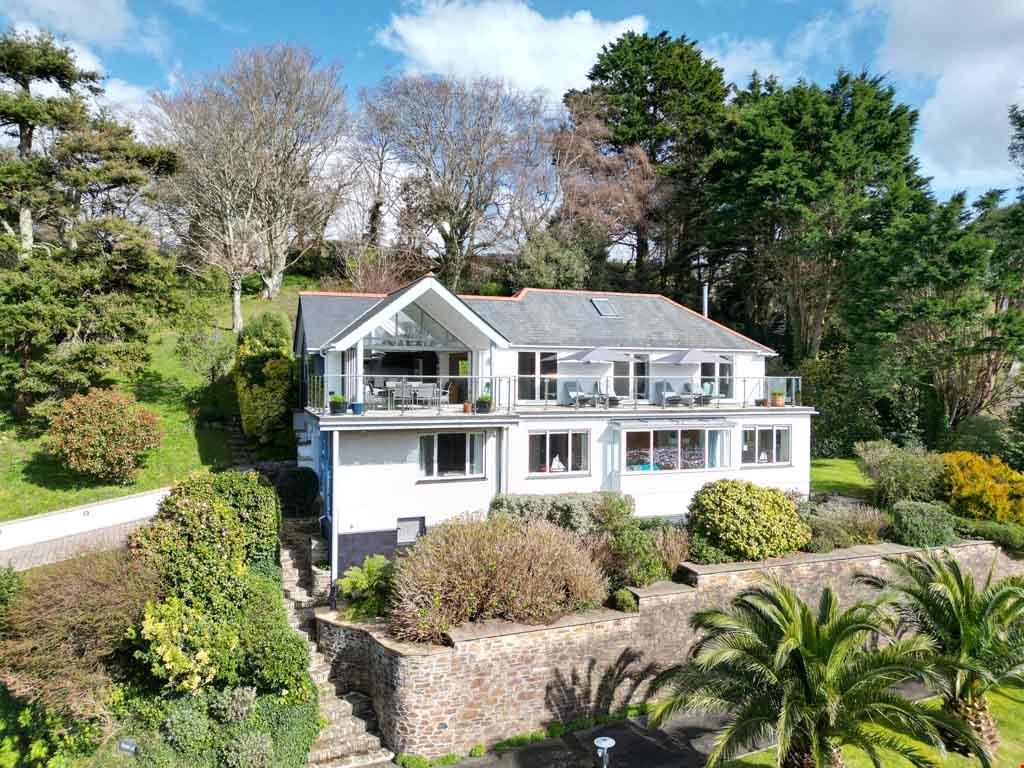 Pill Creek, Feock, Truro, Cornwall 5 bed detached house for sale £