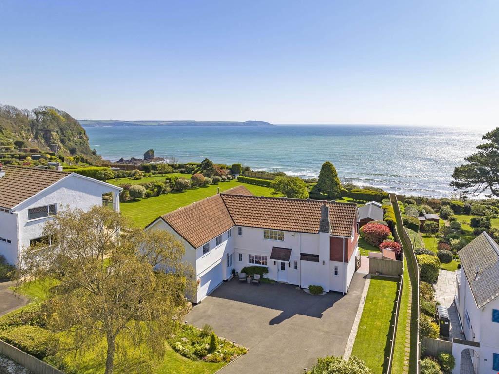 Duporth, St Austell Bay, Cornwall 4 bed detached house for sale £