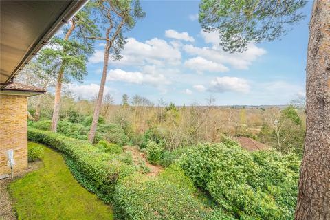 10, Elm Court The Gables, Oxshott, Leatherhead, KT22 0SD