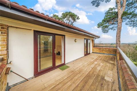 10, Elm Court The Gables, Oxshott, Leatherhead, KT22 0SD