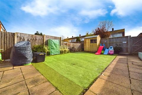 16 Bromley Walk, Tilehurst, Reading, RG30 4LR