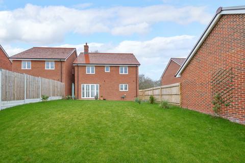 4 bedroom detached house for sale, Hunter Way, Cranleigh, GU6