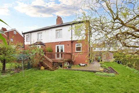 7 Church Avenue, Leeds, LS6 4JX