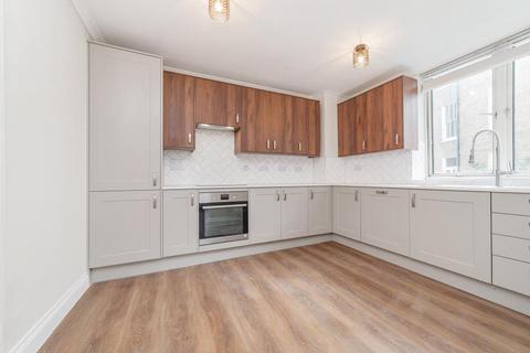 2 bedroom apartment to rent - Arden House, Earl's Court Road, W8