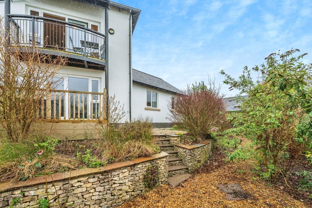 Rear Landscaped Garden