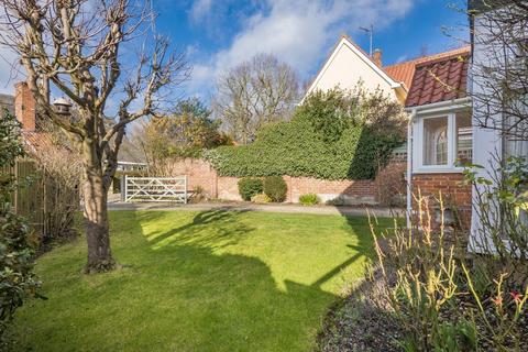 3 Barn Close, Monks Eleigh, Ipswich, IP7 7LG