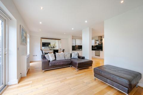 2 bedroom flat to rent - Davenport Road,  London, SE6