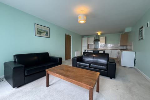 2 bedroom apartment to rent - Pullman House