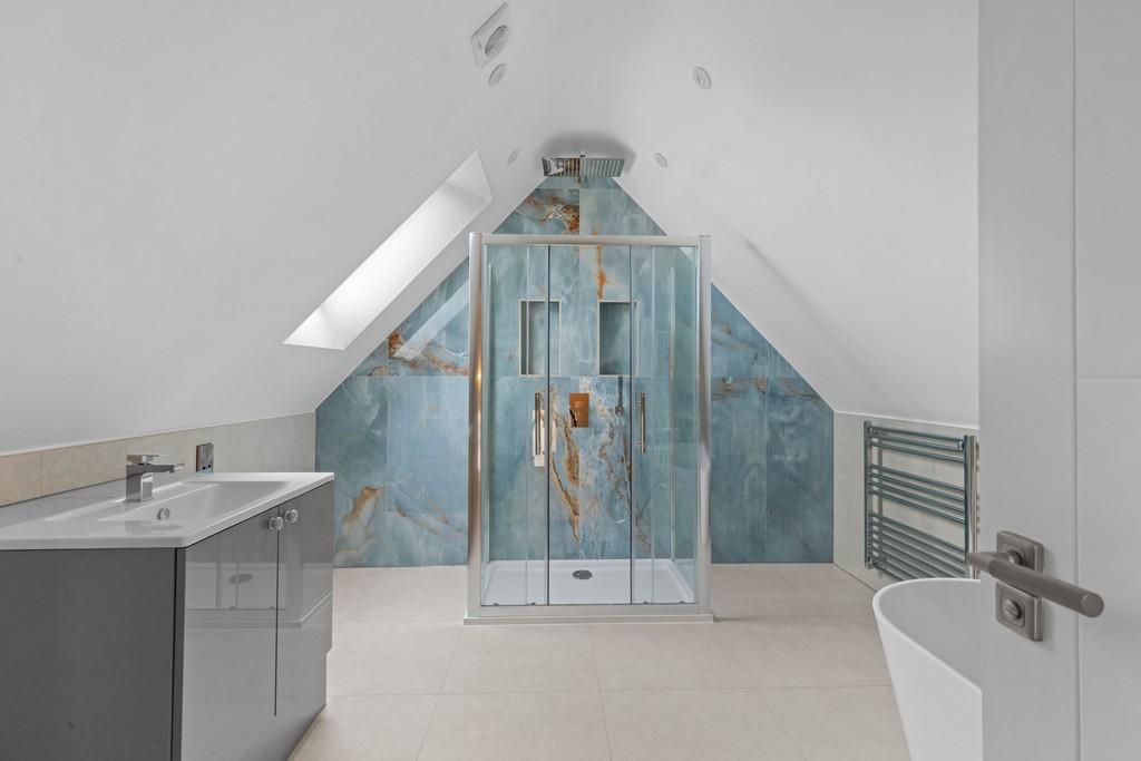 Bathroom top floor