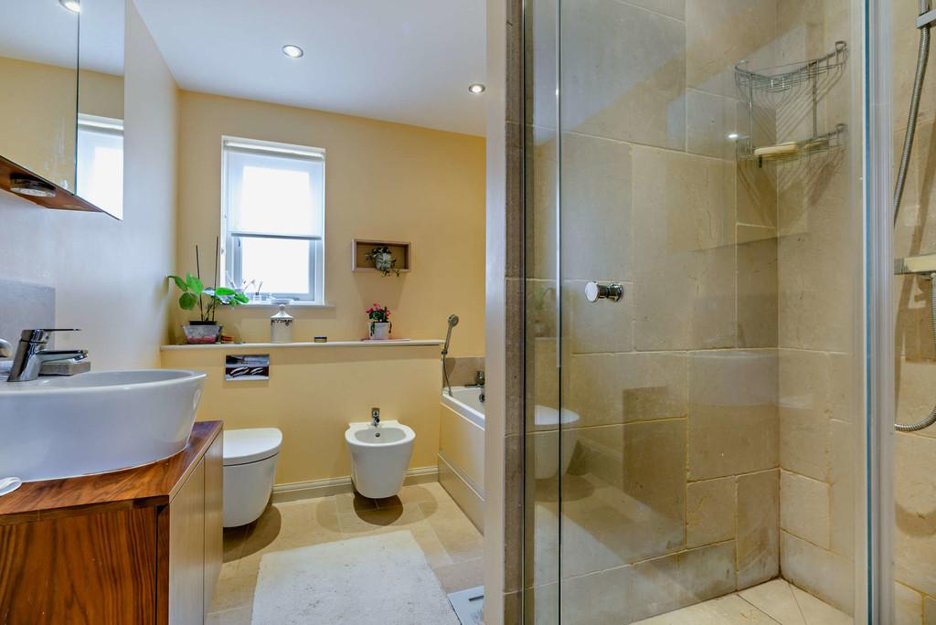 8589583-interior07-800