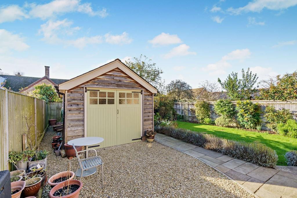 8671381-exterior10-800