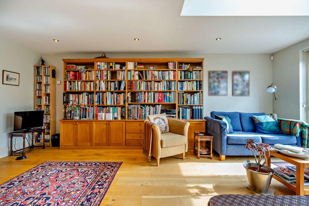 8589583-interior15-800